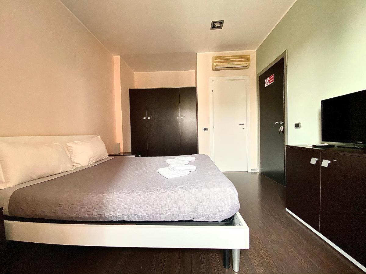 רומא Gemini Guest House מראה חיצוני תמונה